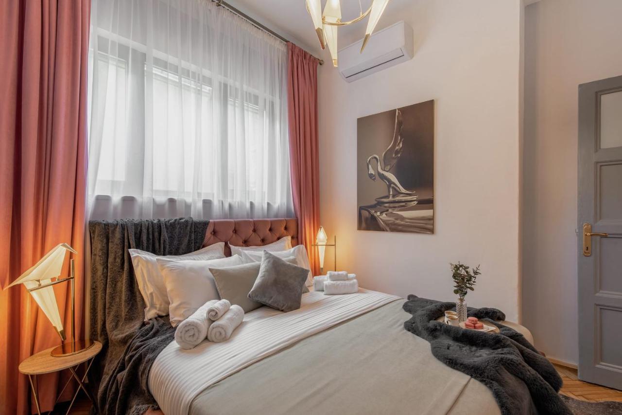 Casa vacanze Holt - The Great Gatsby Bucarest