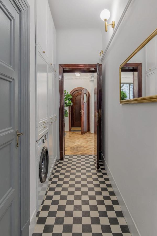 Holt - The Great Gatsby Casa vacanze Bucarest